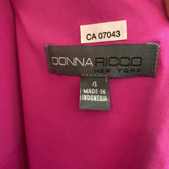 DONNA RICCO Gorgeous Fuschia dress size 4 - Picture 3 of 4